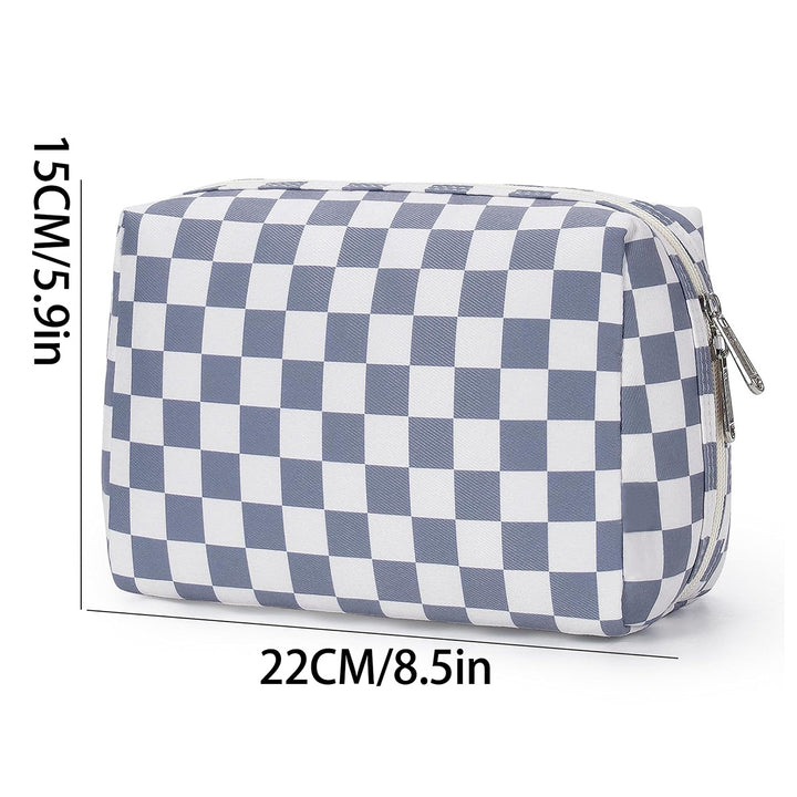 Stylish cosmetic bag with checked pattern Bowlift