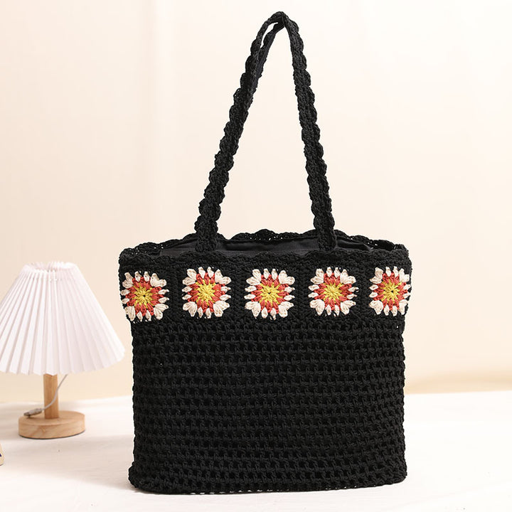 Hand-crocheted beach bag with floral accents Bowlift