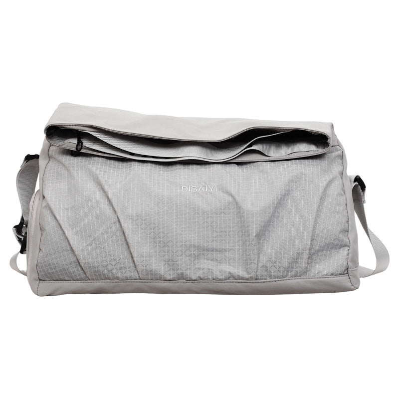 Versatile Outdoor Travel Sleek Duffle
