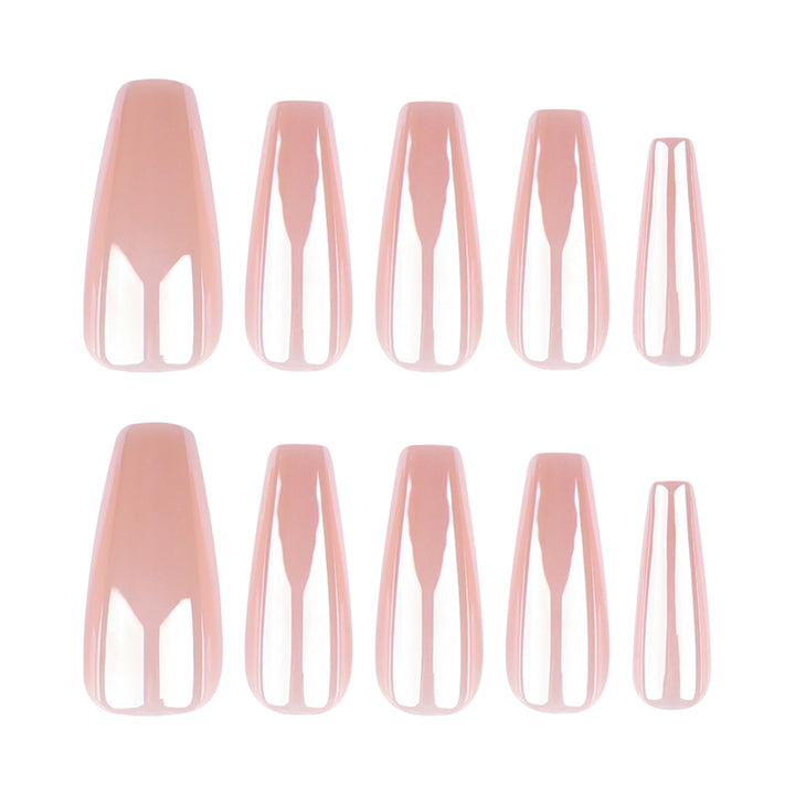 High-gloss stiletto nails Bowlift