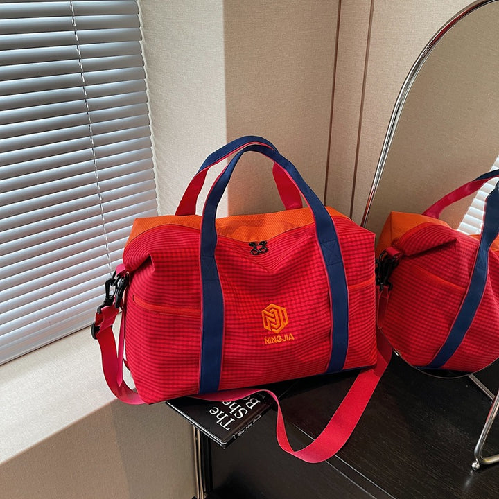 Spacious Multi-Pocket Gym Duffle Bag Bowlift