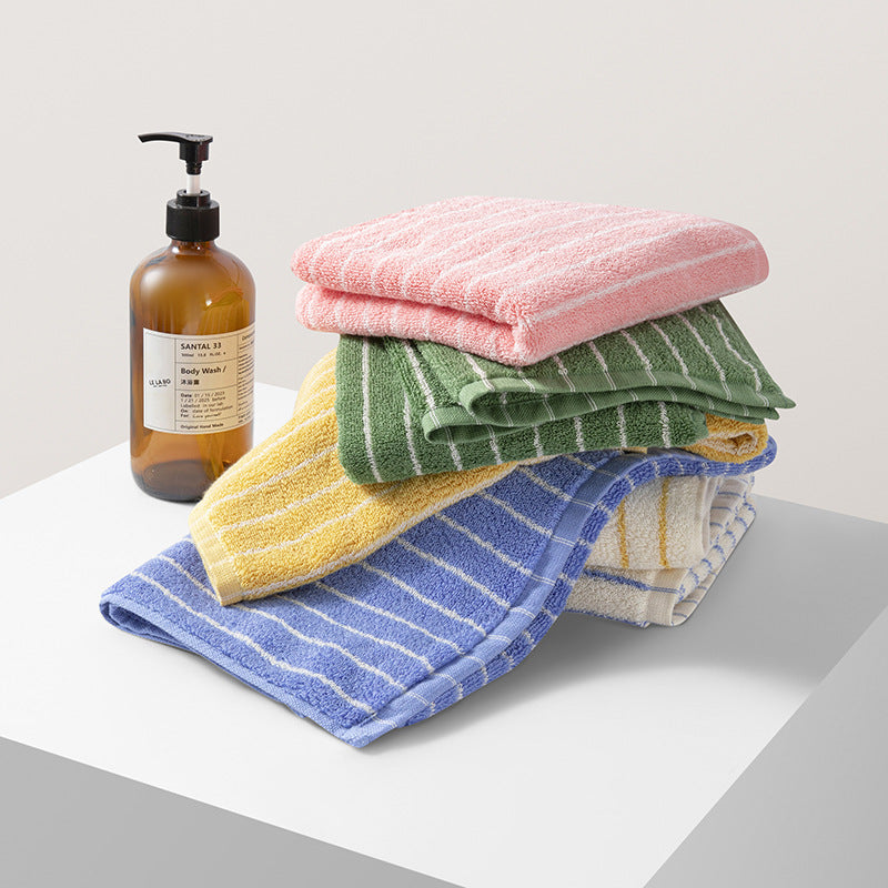Women's Velour Bath Towel with Striped Design Bowlift