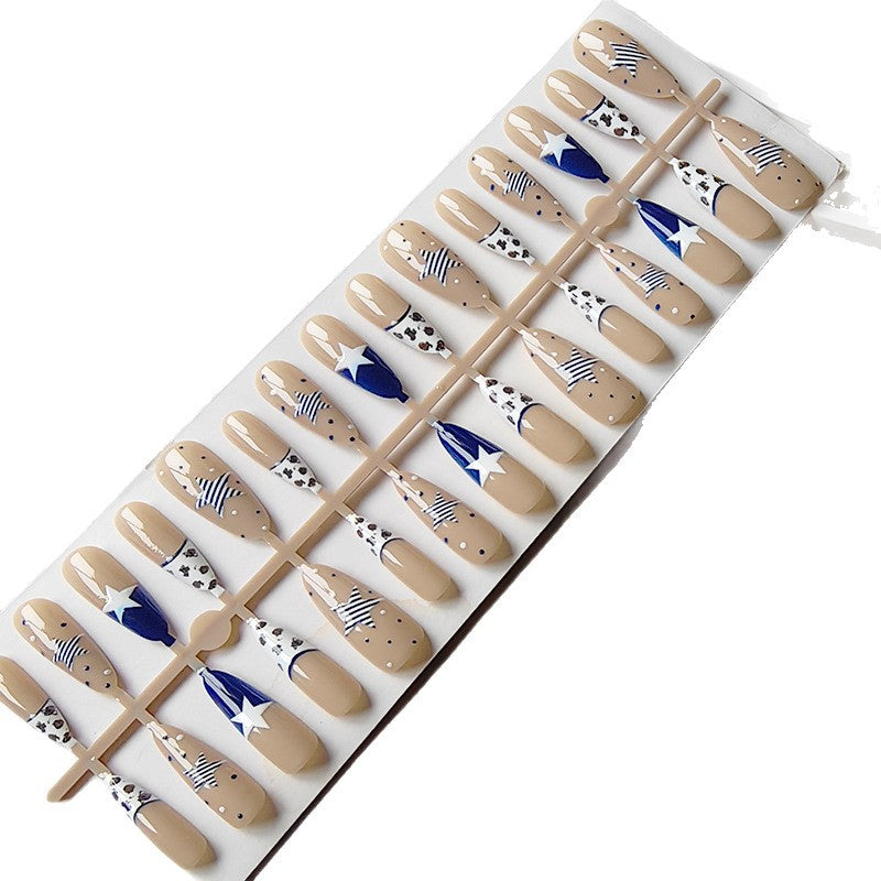 Artificial nails in creative star design Bowlift