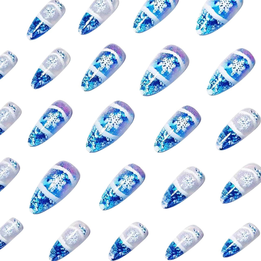 Winter-Themed Glitter Nail Art Bowlift