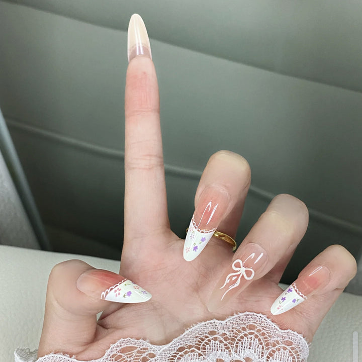 Elegant Press-On Nail Set with Floral and Bow Design Bowlift