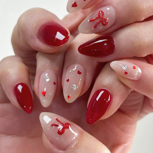 Artificial nail set with romantic designs and exquisite details Bowlift