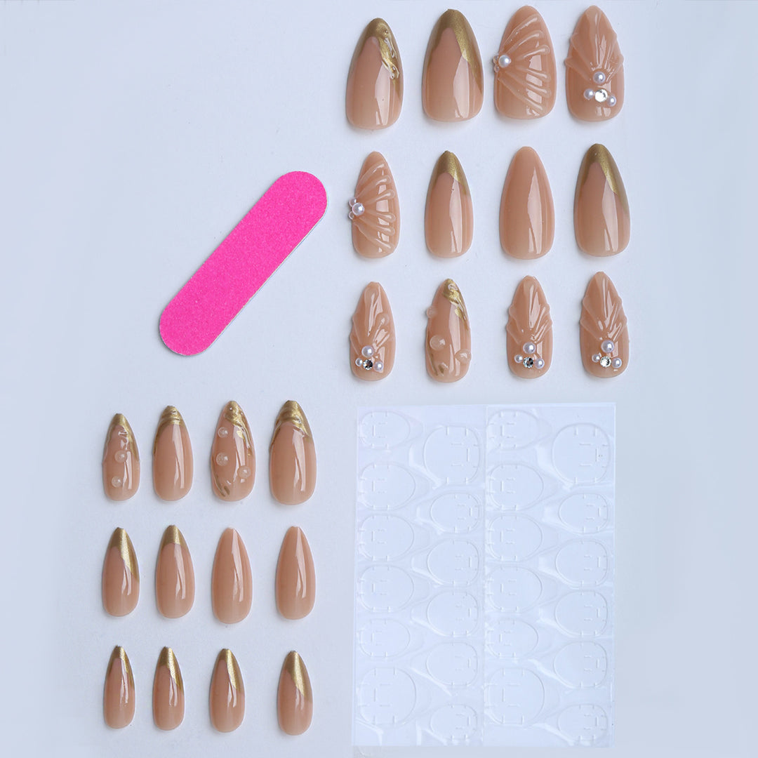 Artistic fingernails with curved decorations Bowlift