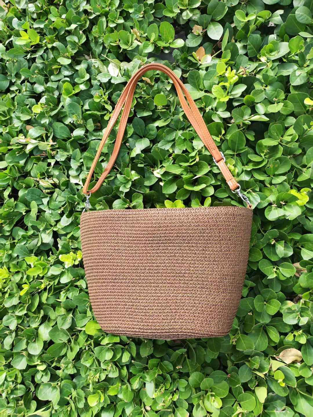 Elegant, Braided Shoulder Bag Bowlift