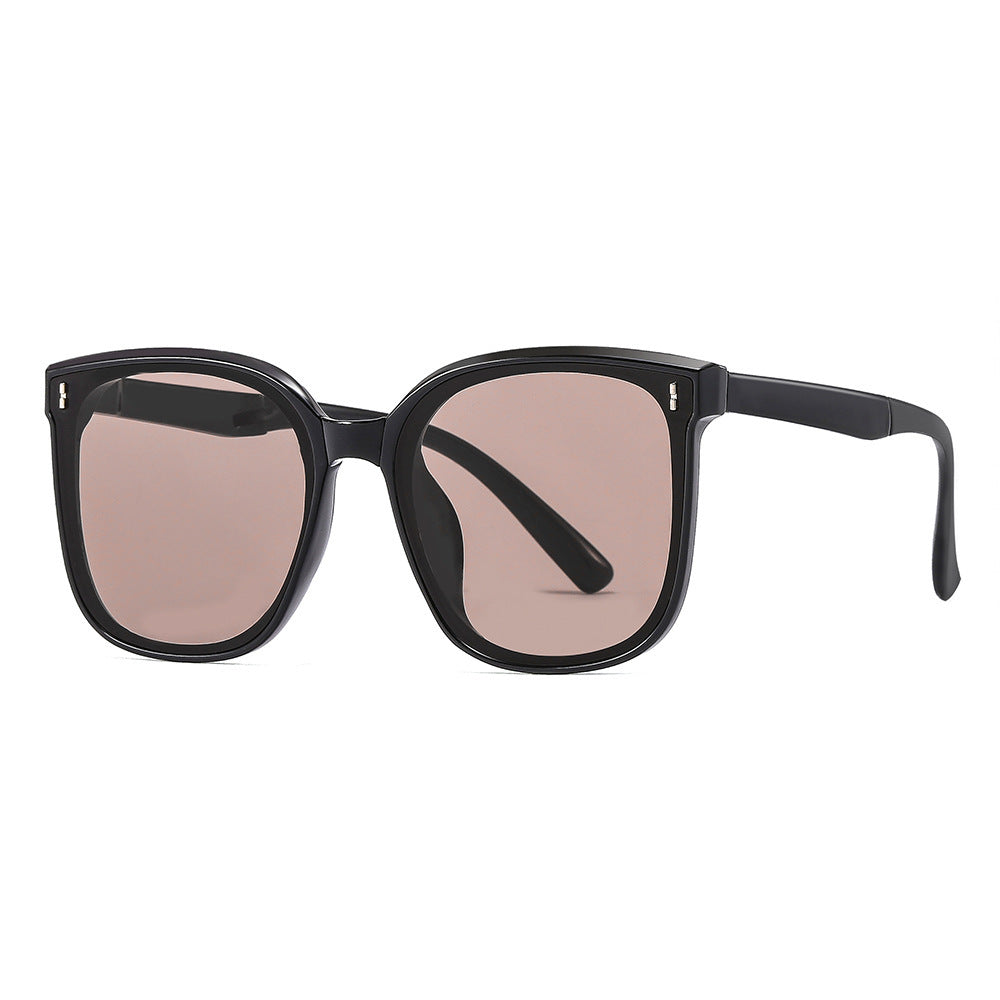Women's fashionable sunglasses with square frame and UV protection Bowlift