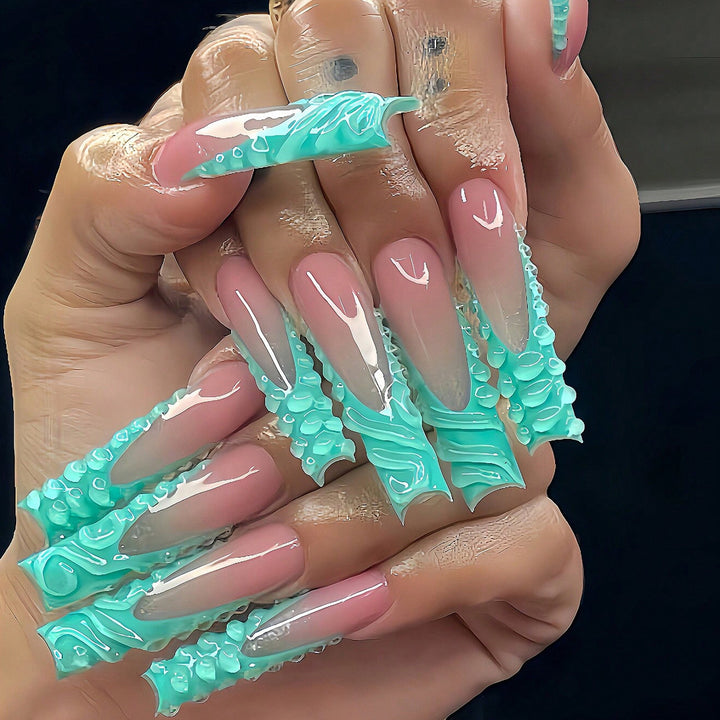 Artistic Long Press-On Nail Art Set with Textured Design Bowlift