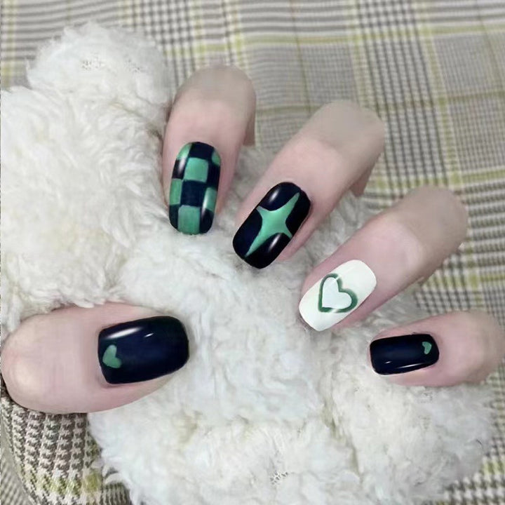 Creative Nail Art Set with Geometric Patterns Bowlift