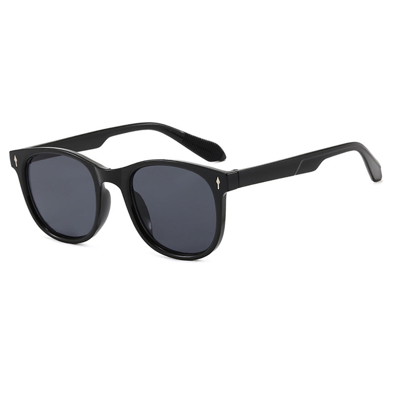 Women's stylish sunglasses with ergonomic frame and protective UV filter Bowlift