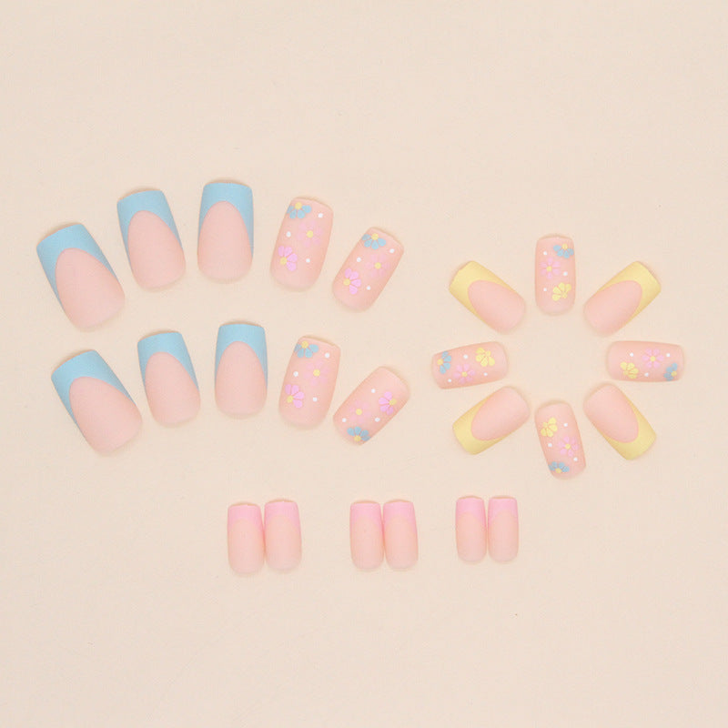 Floral Embellished Acrylic Nail Tips Bowlift