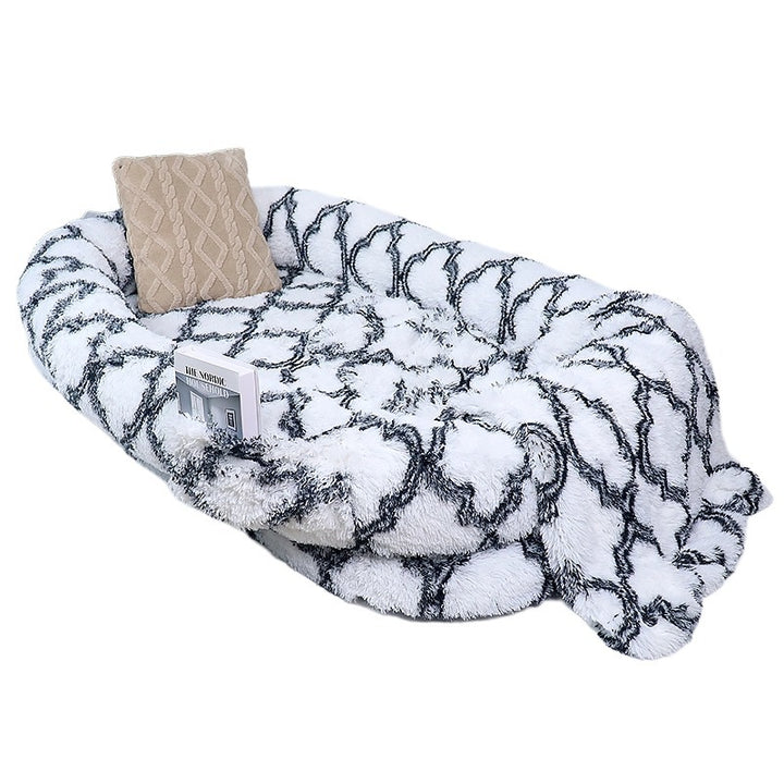 Plush Faux Fur Blanket   Dog Bed