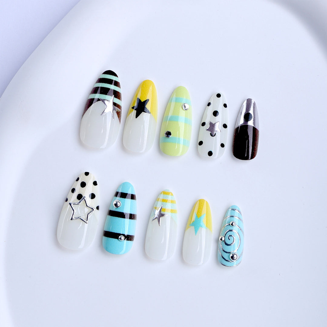 Stylish geometric accent artificial nails Bowlift