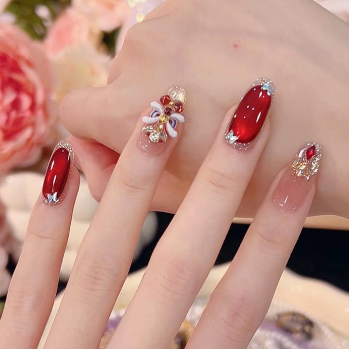 Glamorous artificial nail tips with 3D flower and crystal embellishments Bowlift