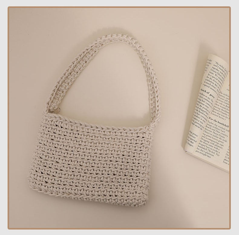 Handmade straw crossbody bag with structured design Bowlift