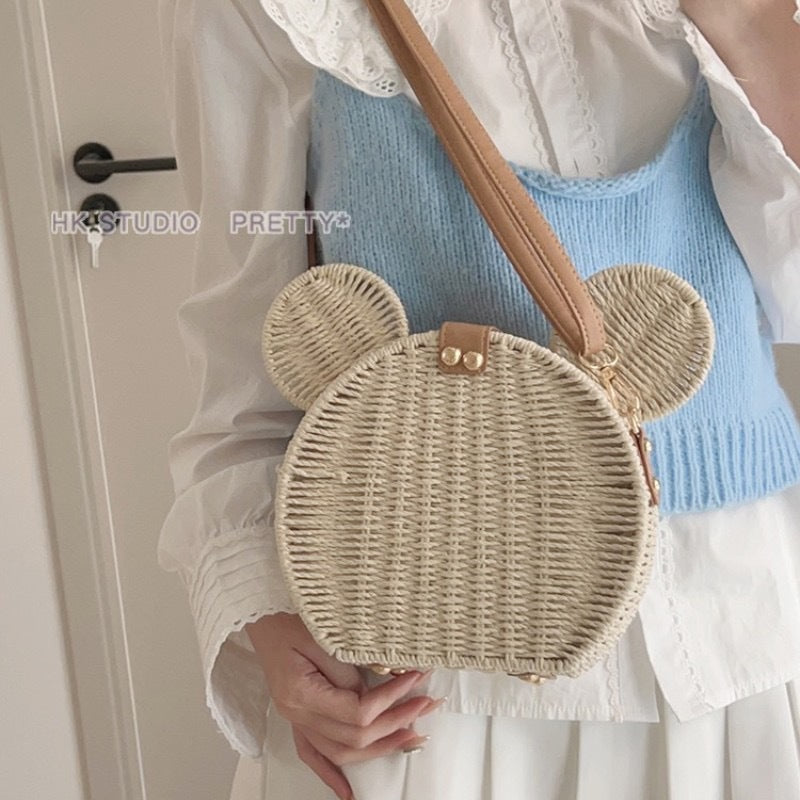 Ladies Round Basket with Rabbit Ear Design Bowlift