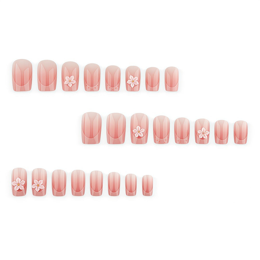 Artificial nails with delicate flower design Bowlift