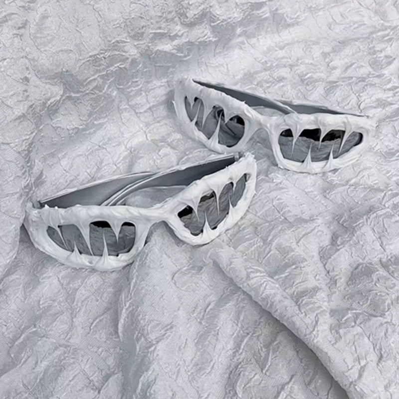 Women's Sporty Performance Sunglasses with Innovative Design Bowlift