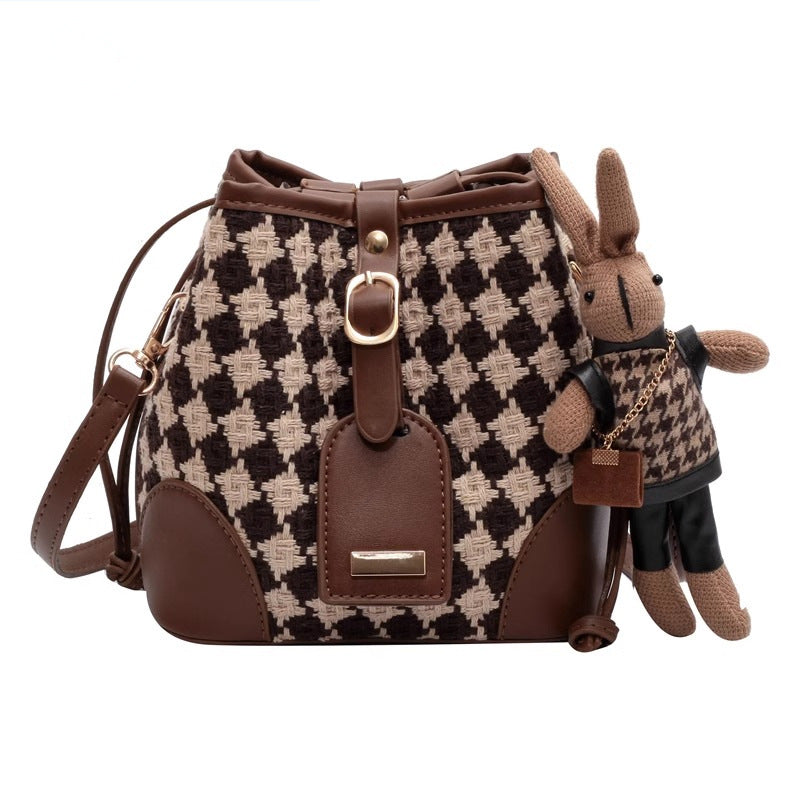Chic Bucket Tote Bag Bowlift