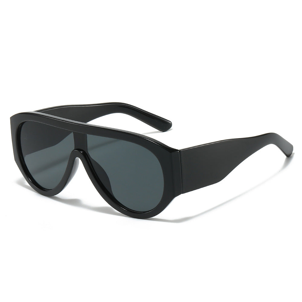 Retro-Inspired Oversized Sun Shield Sunglasses Bowlift