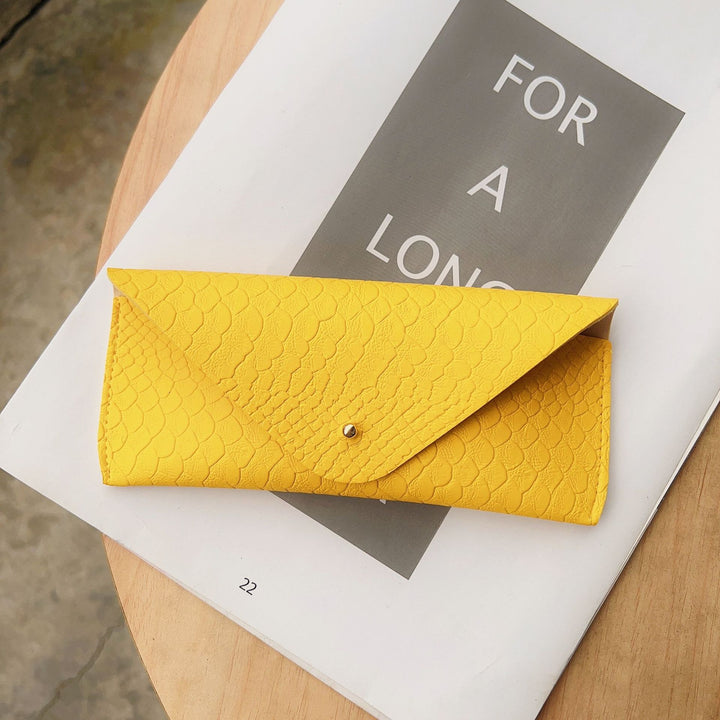 Textured Leather Eyewear Case Bowlift