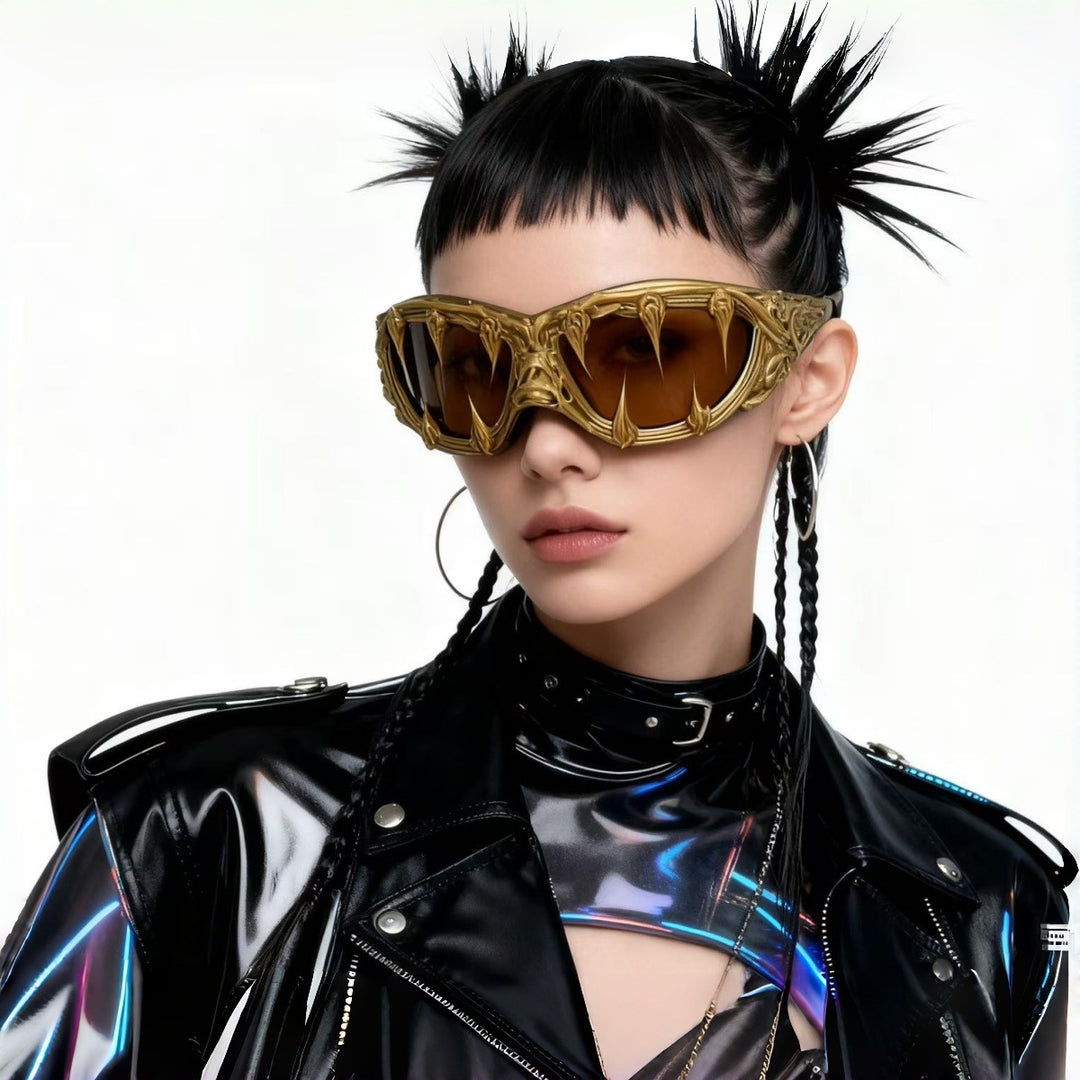 Ladies Extravagant Sports Sunglasses with creatively designed frame Bowlift
