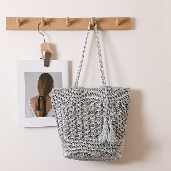 Crocheted tote bag with elegant tassels Bowlift
