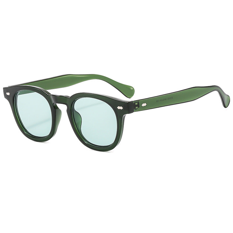 Women Designer Sunglasses in stylish retro look Bowlift
