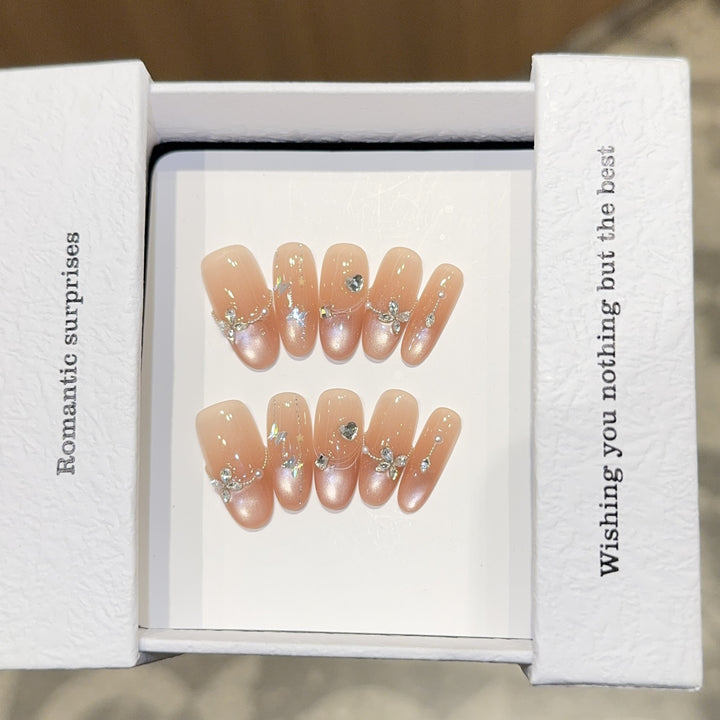 Artificial Nail Set with Romantic Heart and Glitter Designs Bowlift