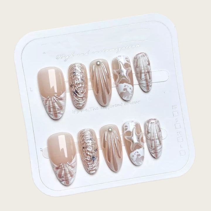 Artful Nail Design with elegant 3D motifs Bowlift