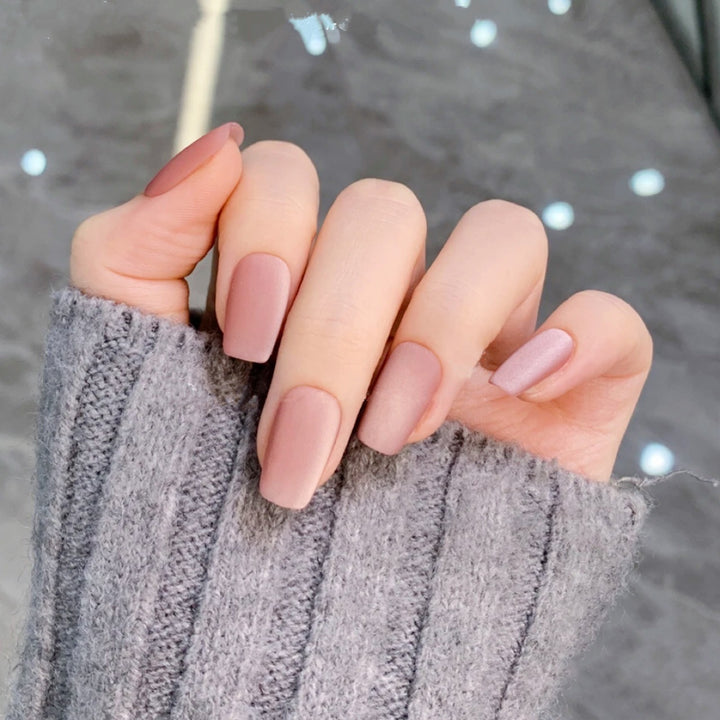 Artistic Gel Nails Bowlift