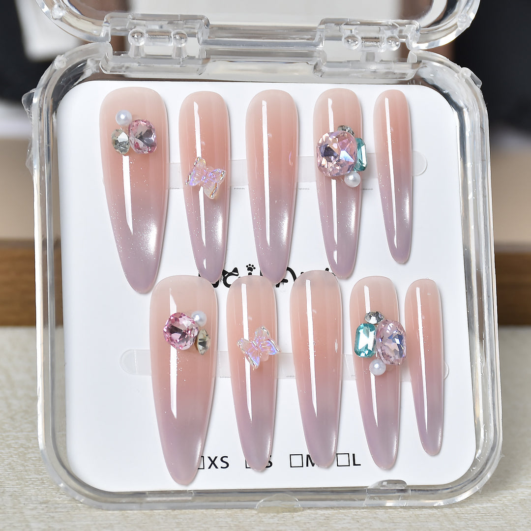 Premium Glamorous Press-On Nail Extensions Bowlift