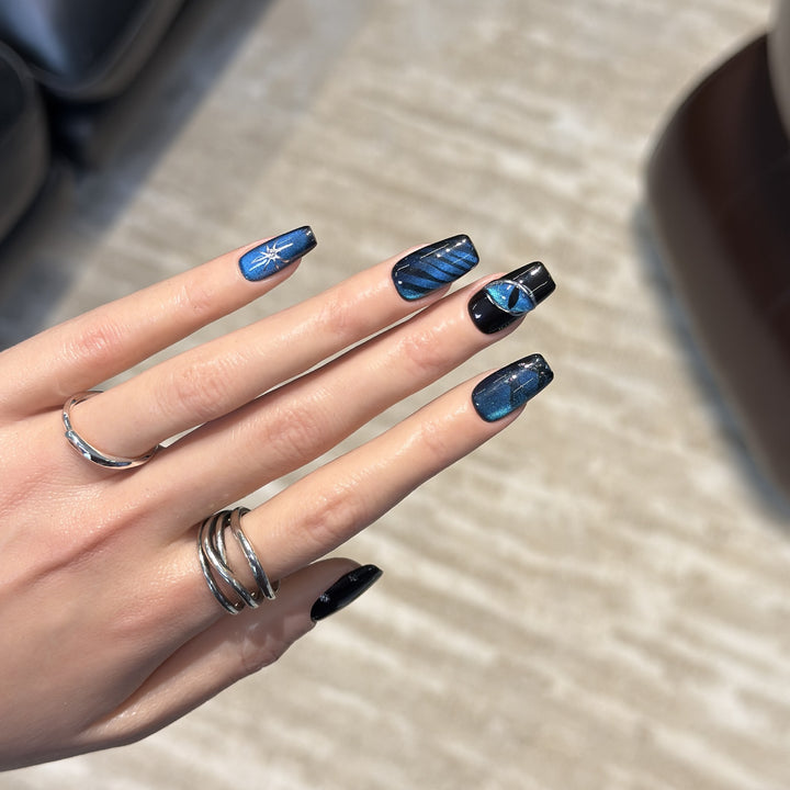 Artistic Galaxy-Inspired Press-On Nail Set Bowlift