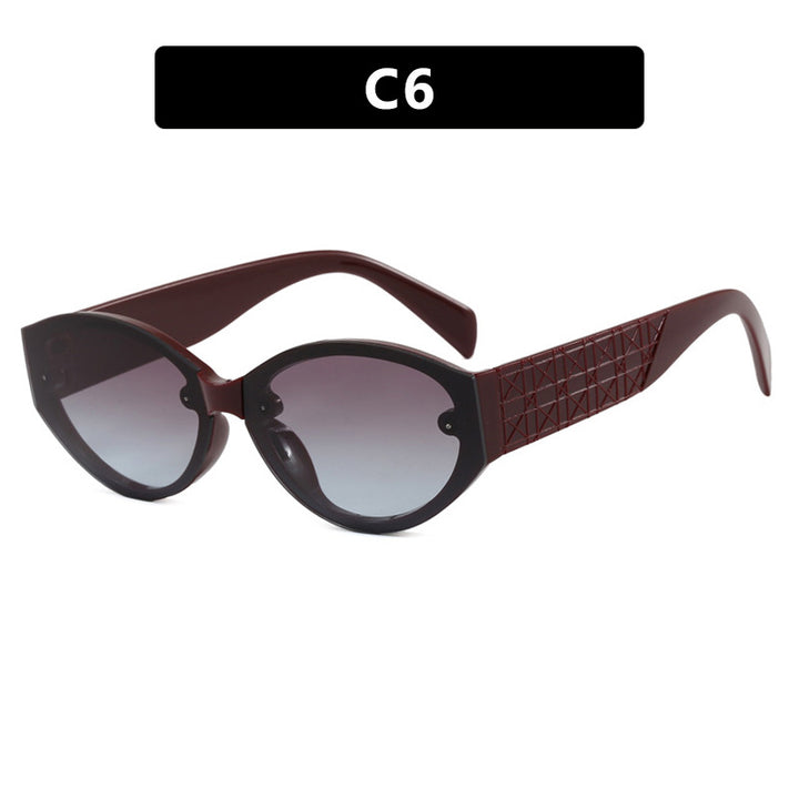 Ladies extravagant Cat-Eye sunglasses with textured frame Bowlift