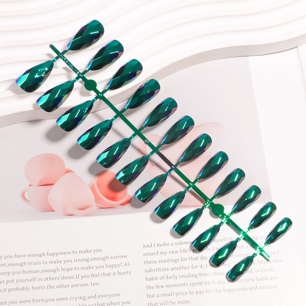 Artistic Press-On Nail Set with Geometric Design Bowlift