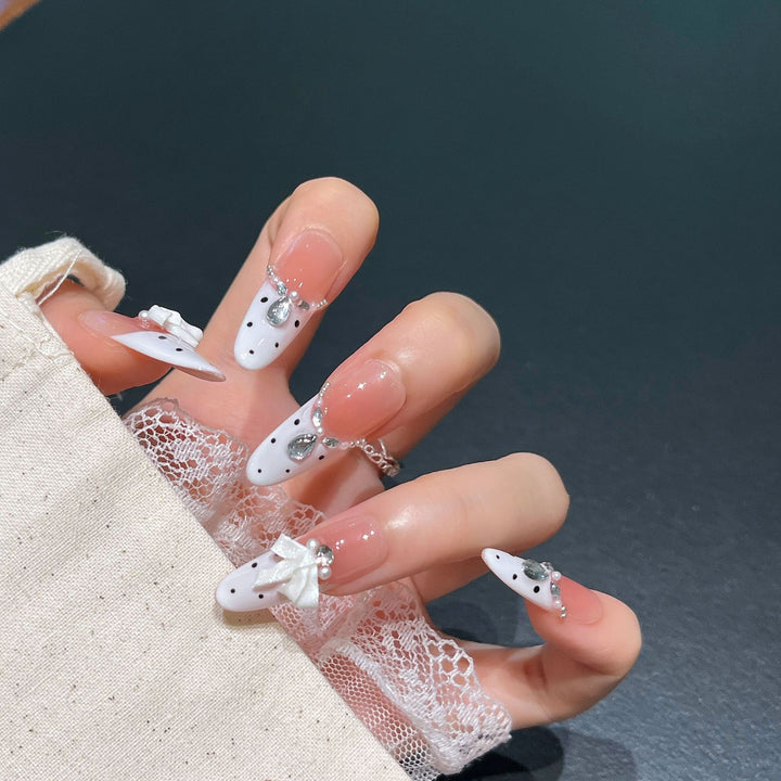 Elegant Press-On Nail Art Bowlift