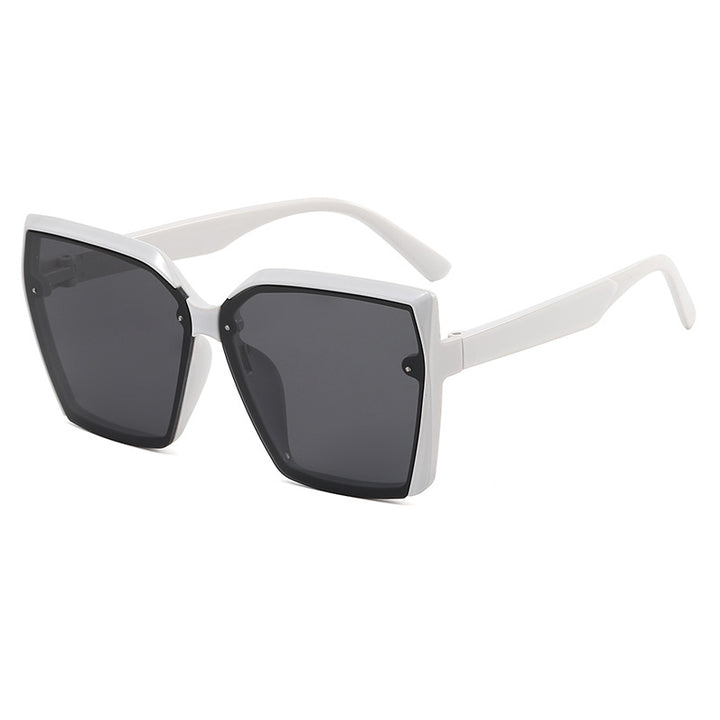 Women's Oversized Sunglasses with Modern Tortoiseshell Design Bowlift