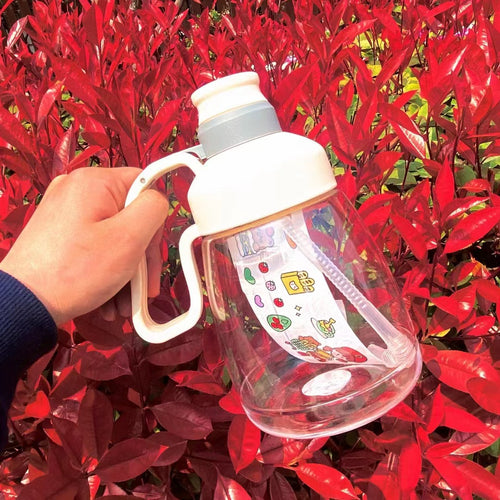 Ladies watering can with practical spout Bowlift