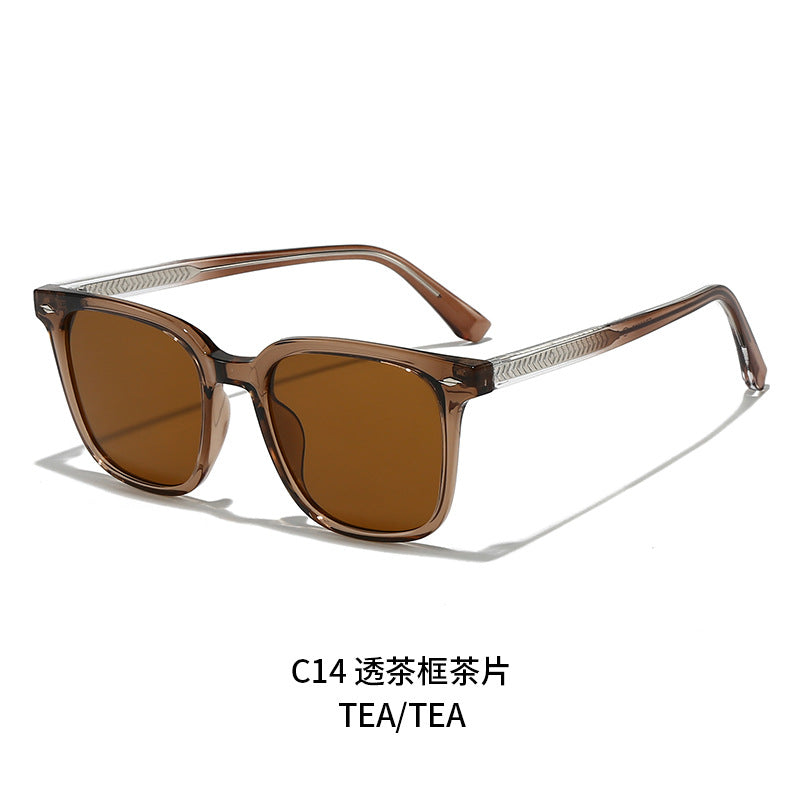 Women stylish sunglasses in elegant tortoise shell design Bowlift