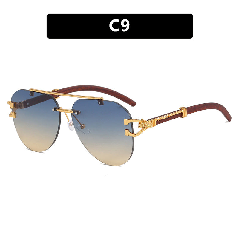 Ladies fashionable pilot sunglasses with luxurious metal accents and wood details Bowlift