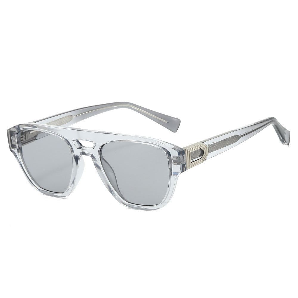 Ladies Designer Sunglasses with modern, angular frame and gradient Bowlift