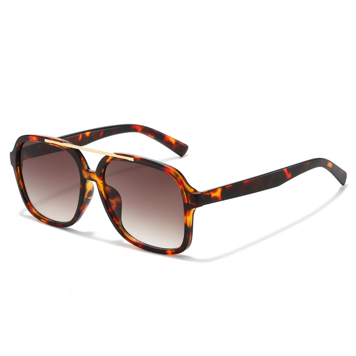 Retro-Inspired Tortoiseshell Sunglasses Bowlift