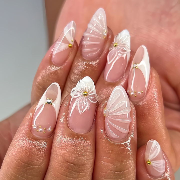 Decorative 3D Floral Nail Art Design Bowlift
