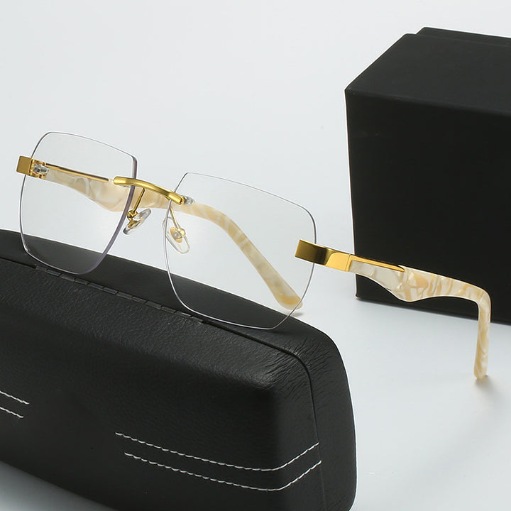 Women's Fashion Sunglasses in Modern Geometric Design Bowlift