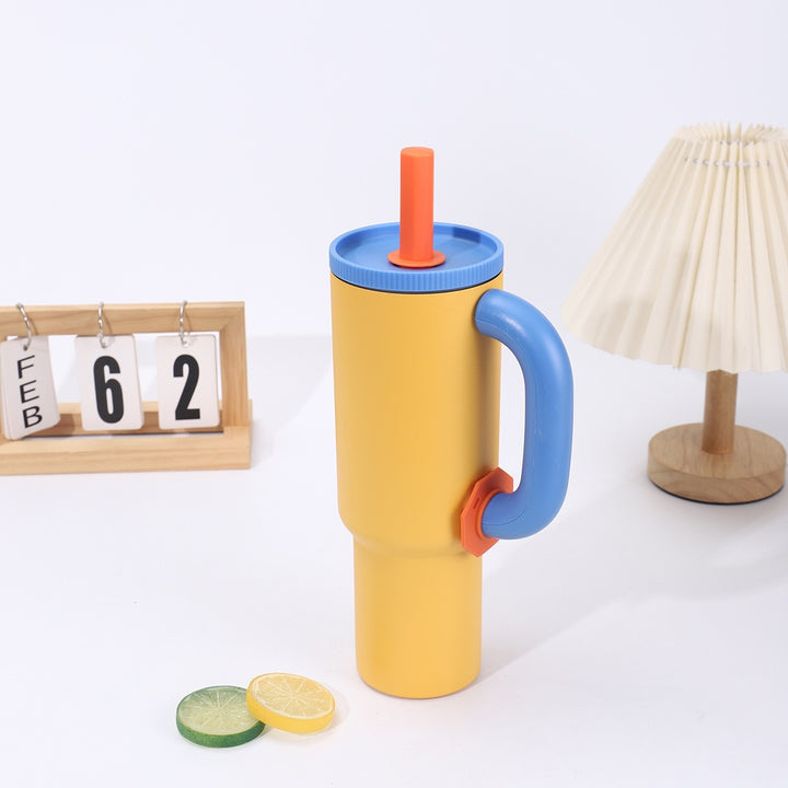 Women's stylish insulated mugs with integrated drinking spout Bowlift
