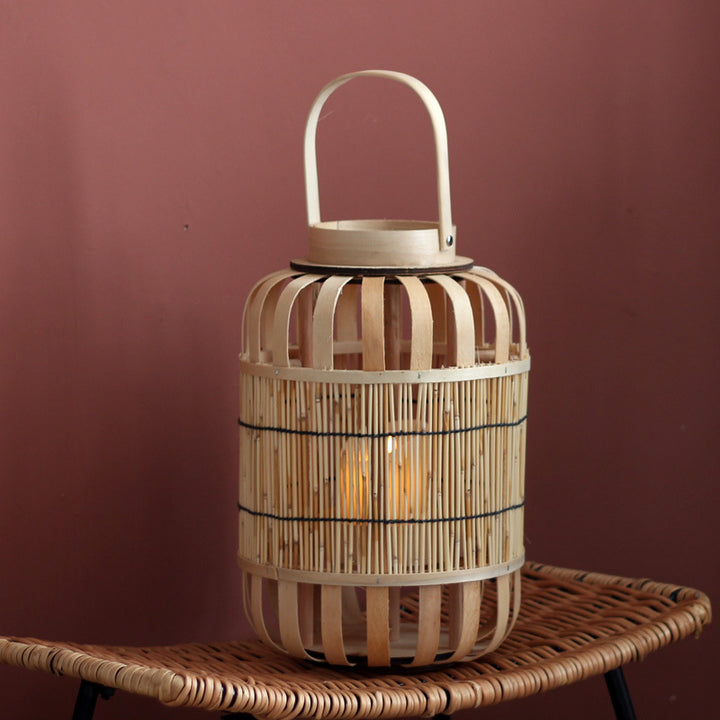 Handcrafted lantern made of bamboo and metal Bowlift