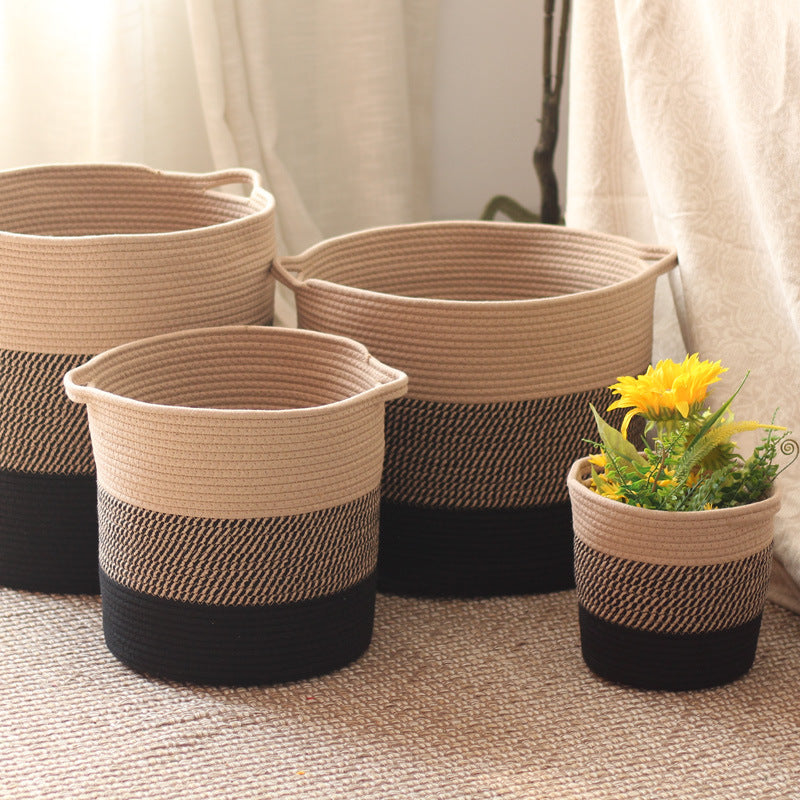 Stylish storage bucket made of woven natural material Bowlift