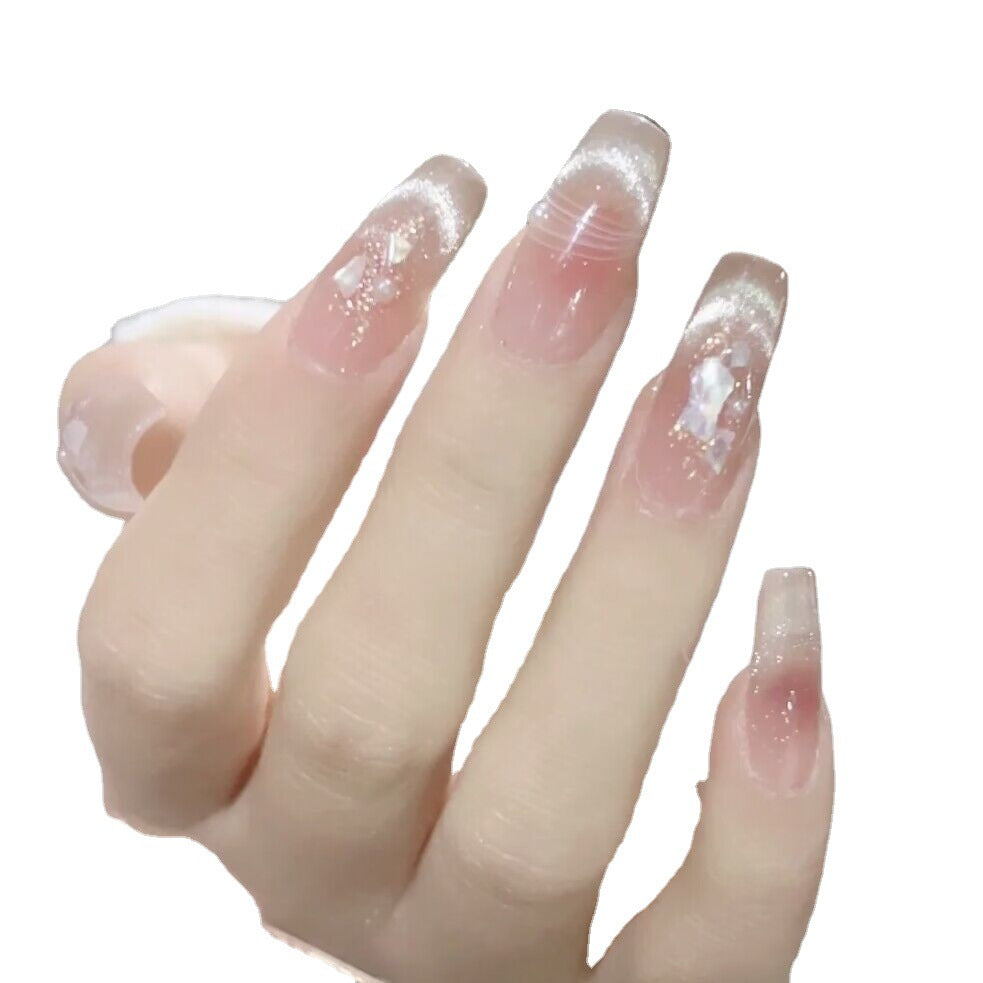 Elegant Press-On Nail Art Set with Glittering Tips Bowlift